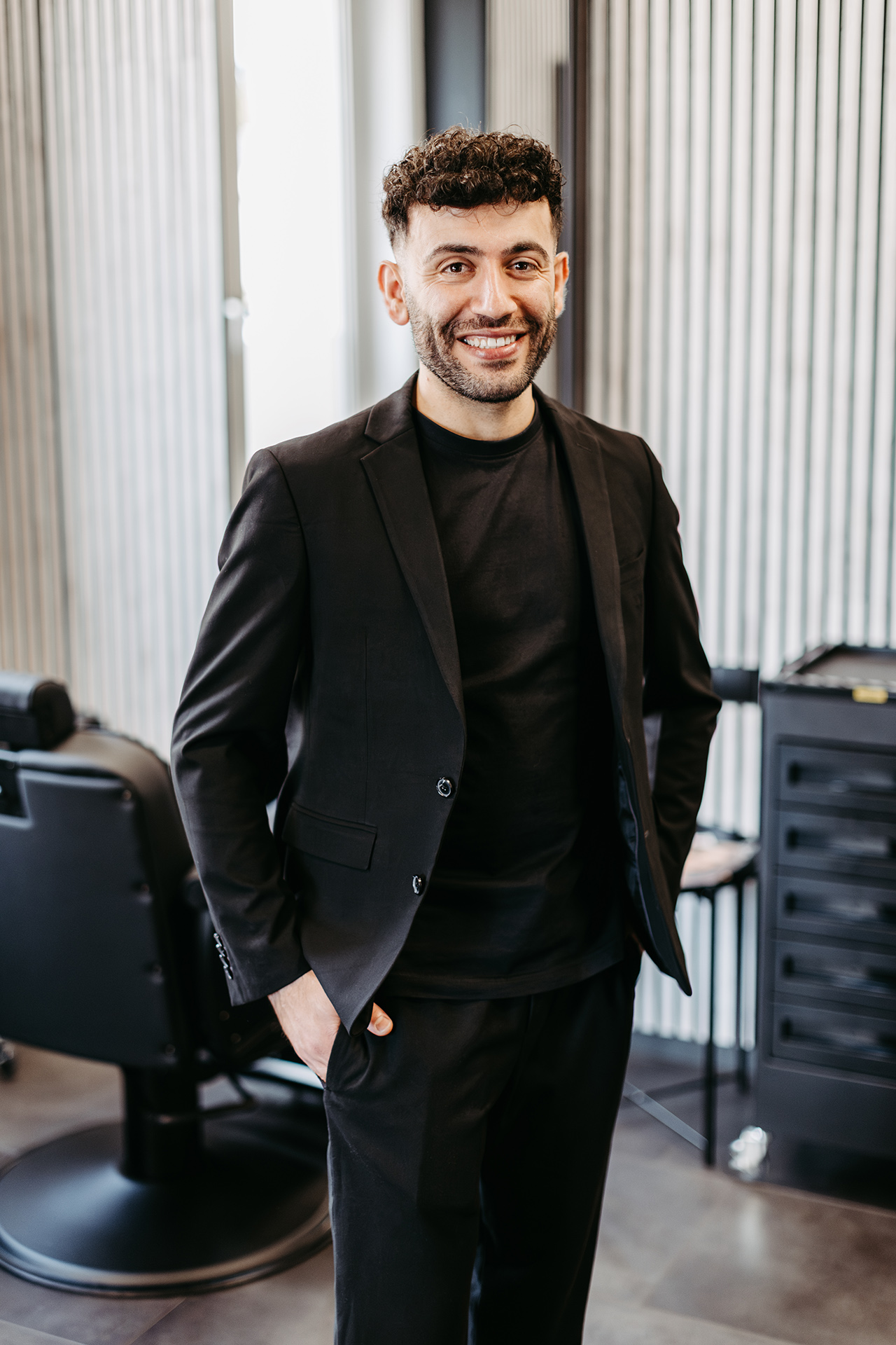 Salon_an_der_bleiche_Rojvan
